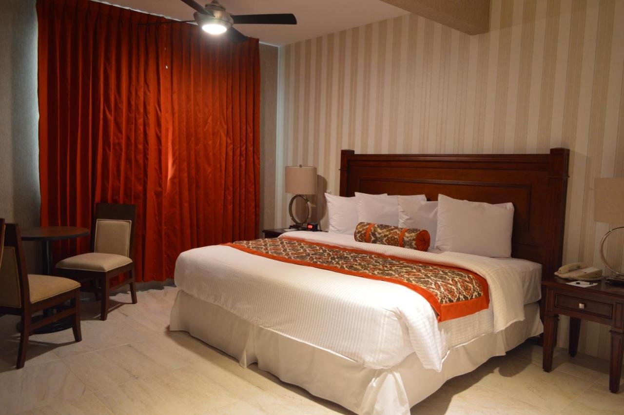 Hotel Villa Magna Poza Rica 외부 사진